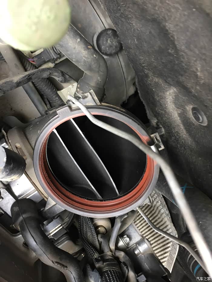 奔驰glk300发动机清洗节气门