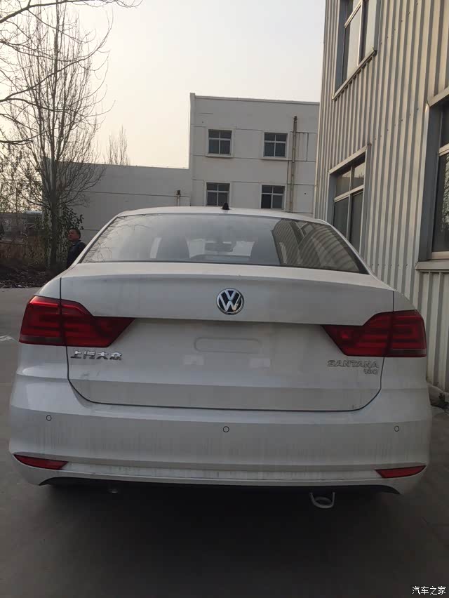 圆梦大众,情定桑塔纳,2016款全新桑塔纳1.6手舒提车作业