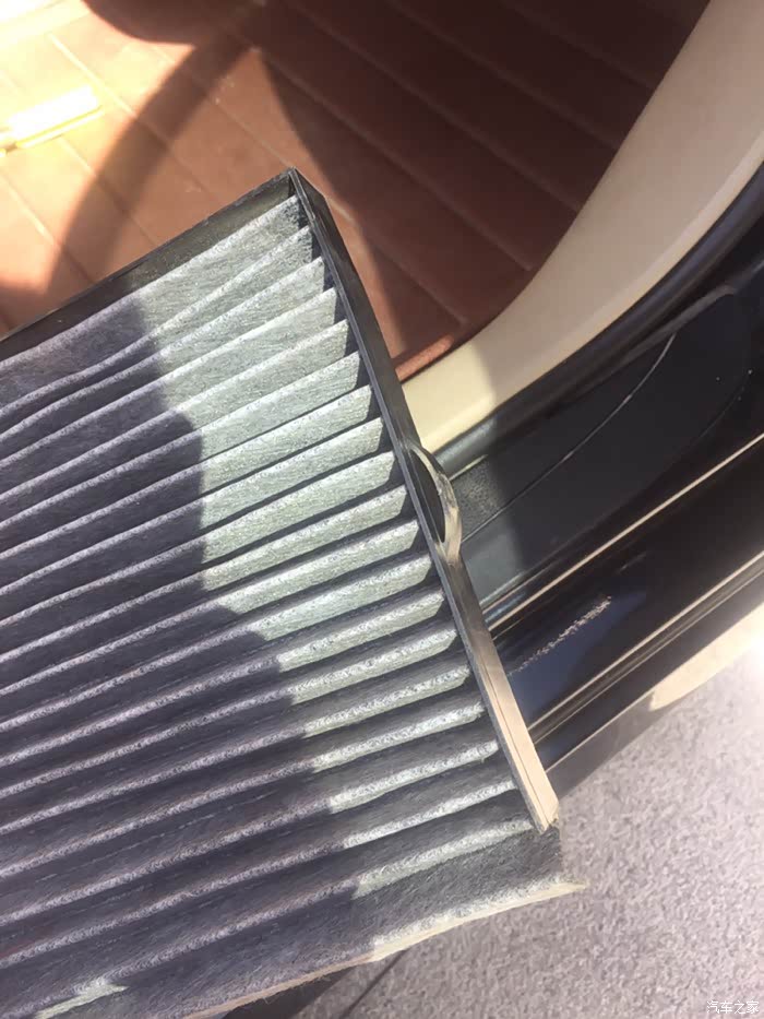 12款经典轩逸空调滤芯咋是老款的啊