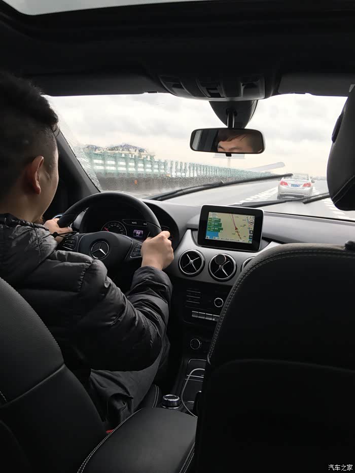 奔驰b200 长途3000公里