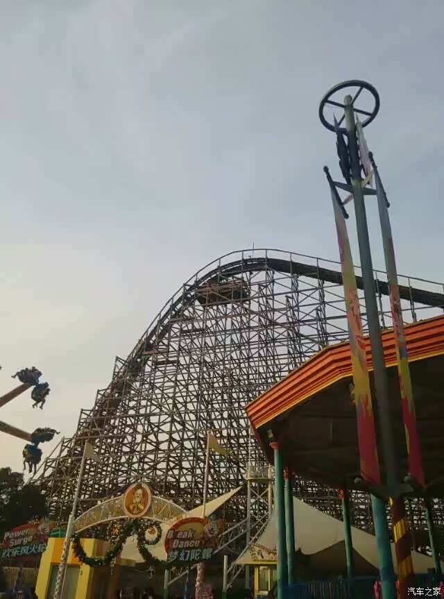 昆山cs75官方车友会382上海欢乐谷之旅