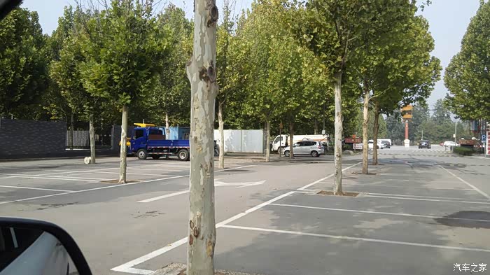 开着我的RX5香山一日游