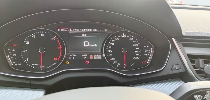 2020款奥迪q5l油表加不满