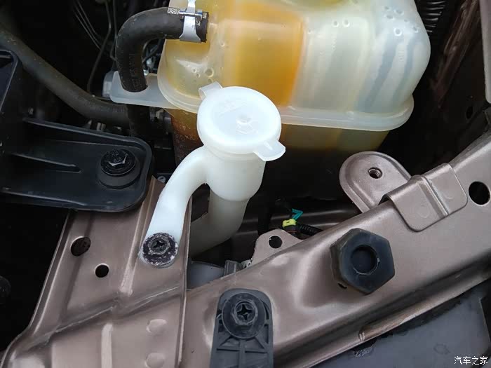 【图】汽车防冻液_五菱宏光论坛_汽车之家论坛
