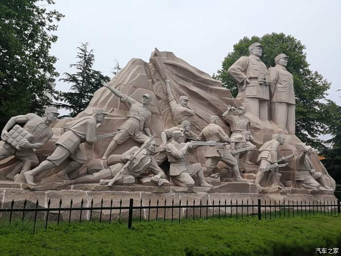 羊山也是鲁西南战役很重要的一个点,刘邓军跟国民党在此轰轰烈烈的打