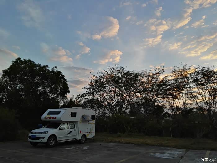 大年初一去赶海房车自驾四千公里海南环岛游