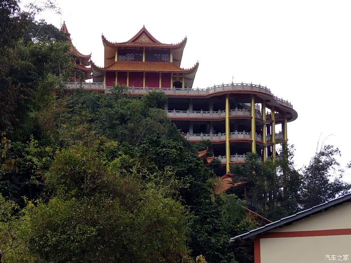 马山弄拉金刚普陀寺风光