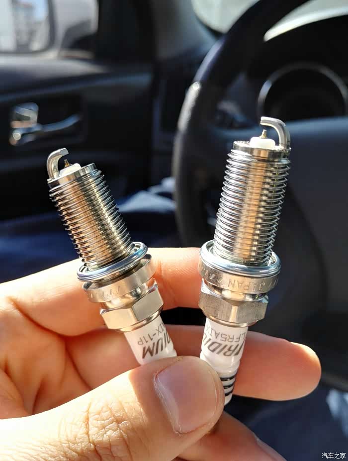 11索八更换火花塞
