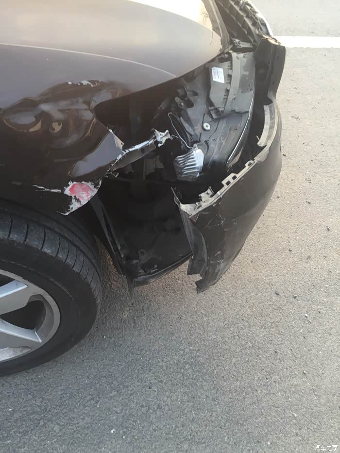 【图】撞车了,心疼_奥迪q5/q5l论坛_汽车之家论坛