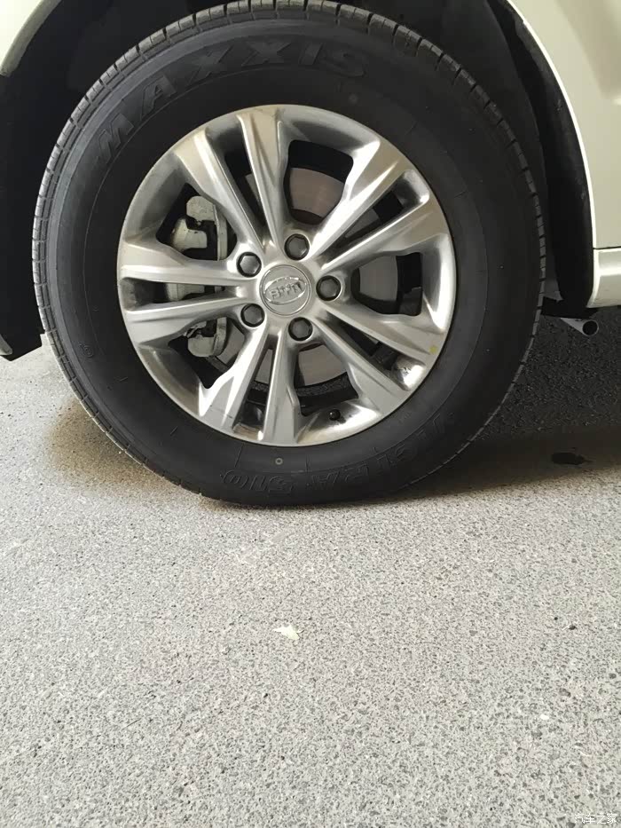 5就行,但是我总是觉轮胎瘪,而且瘪挺厉害,想