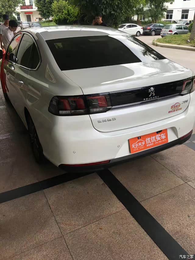 16款标志308用车分享新增黑顶效果图