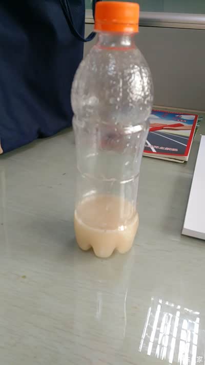 做个实验让车友们看看乳化是如何产生的