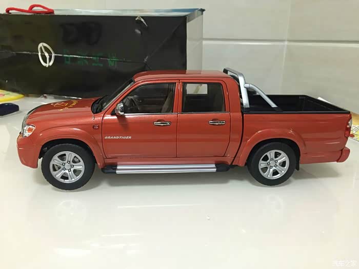 威虎皮卡车模,老美了