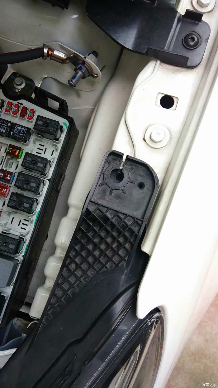 示宽灯更换教程!