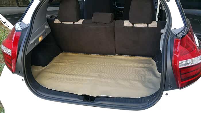 威驰fs床车改装只为有个随时休息的小床