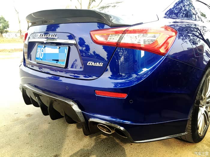 出aspec尾翼.后唇