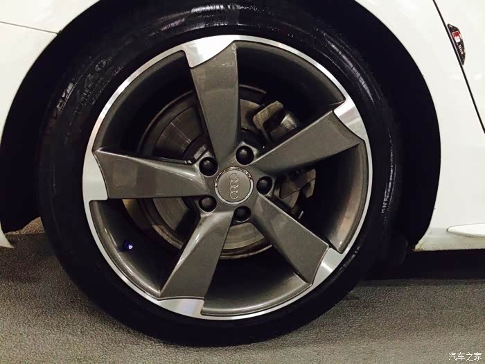 奥迪rs系列18寸轮毂4个