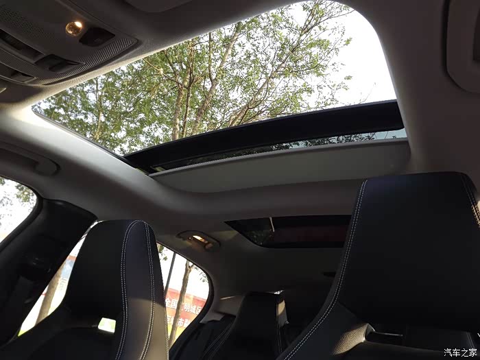 空手套红狼-奔驰gla200时尚型提车,验车,美照,使用技巧