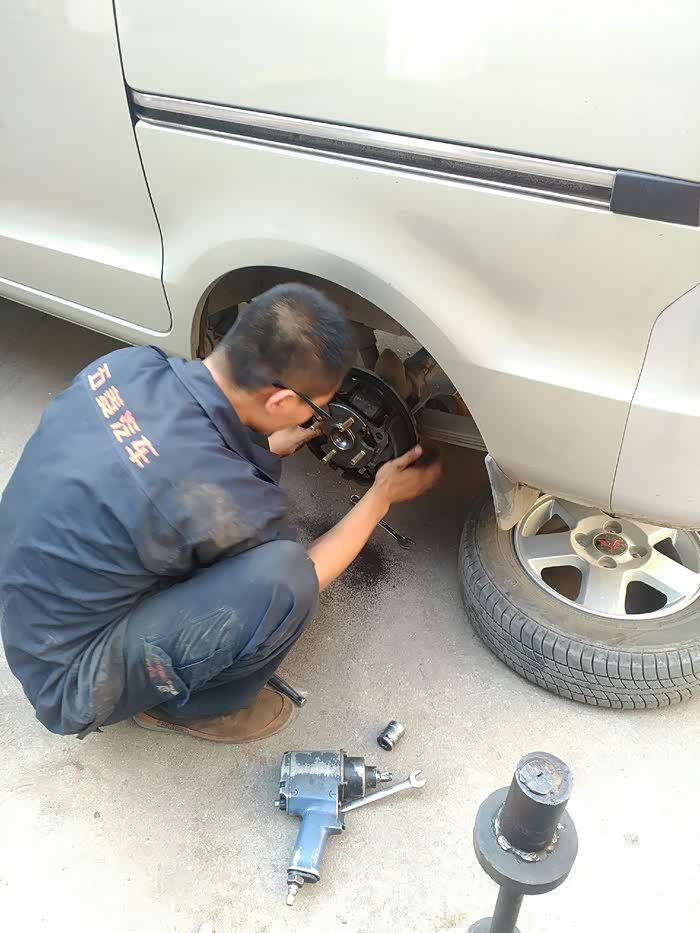 【图】换半轴了_五菱之光论坛_汽车之家论坛