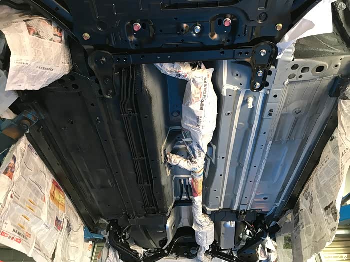 东风日产17逍客智享版底盘装甲作业