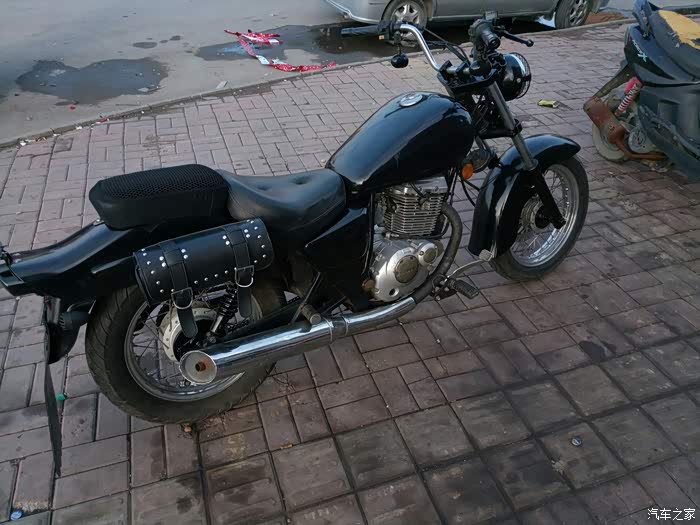 自己小改铃木gz150复古