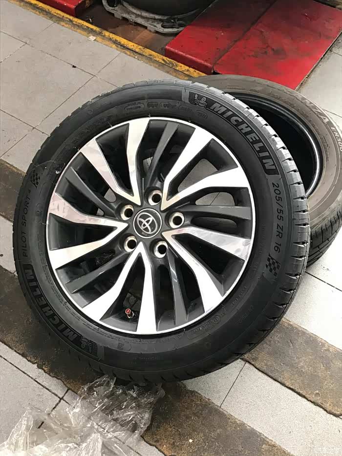 米其林2055516ps4轮胎