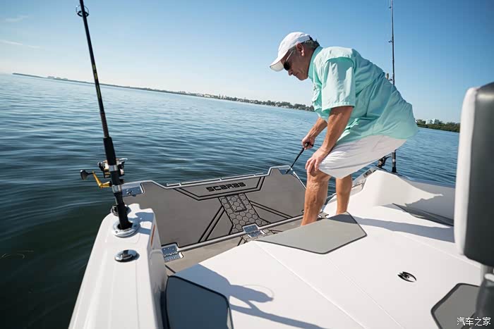 申御水陆空美国进口scarab圣甲虫195hoifish运动快艇鉴赏