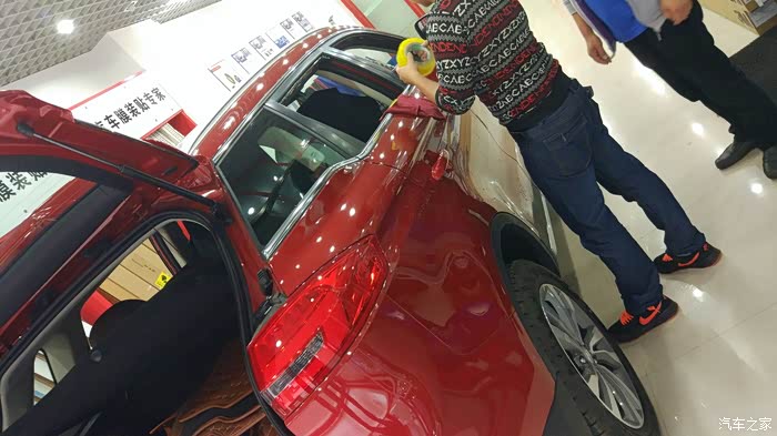 猴年马月终提云南首红贴膜作业