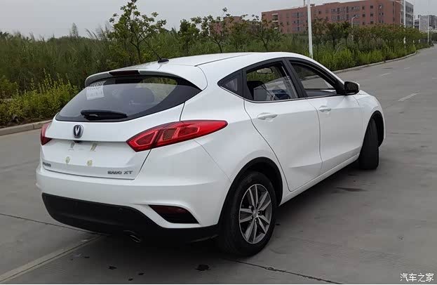 逸动xt最美两厢车国人的骄傲