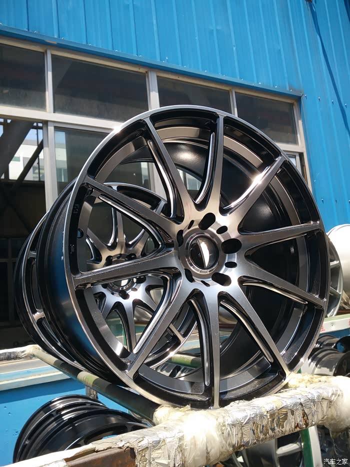 【图】看看a4 轮毂改装 哪个比较好看!_奥迪a4l论坛_汽车之家论坛