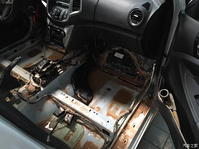 全过程揭秘泡水车拆装,清洗和鉴别