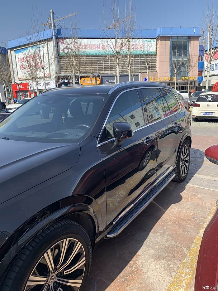 xc90雪后打滑,撞车,心疼