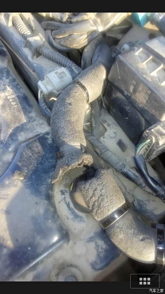 有没拆车的曲轴通风管啊?