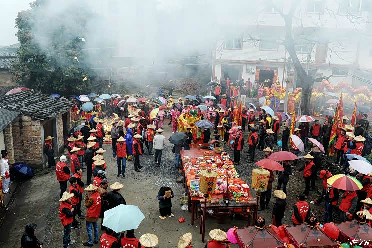 野帝正月十五永春行奇特的达埔镇闹元宵炸神逐火把节