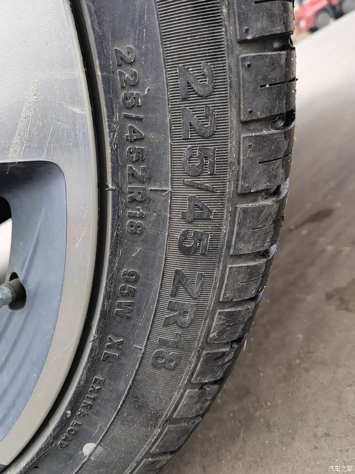 35plus胎压检测 225轮胎,行驶安全不可忽视!