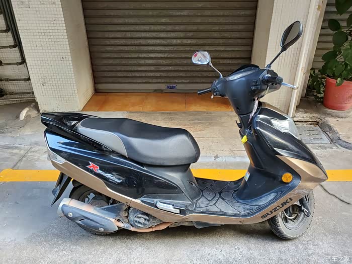 坏人我来当,一个本田粉眼中的铃木um125t