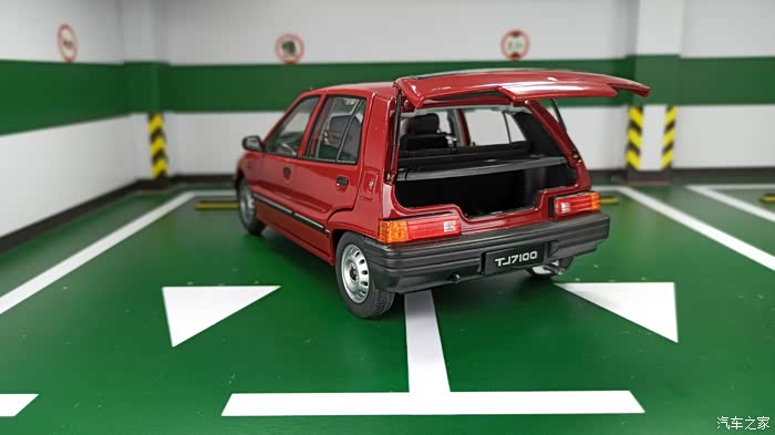 认证车主年终福利有模有样之天津夏利模型鉴赏