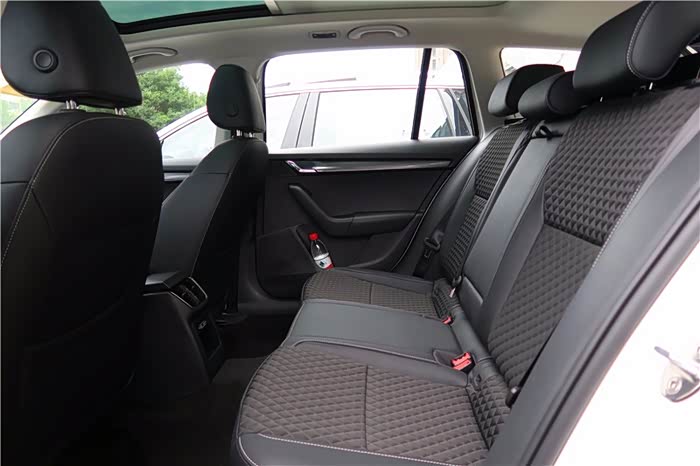 静动态体验1.2t新明锐