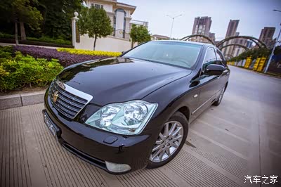 一路走来,只因有你——toyota crown royalsaloon g vip