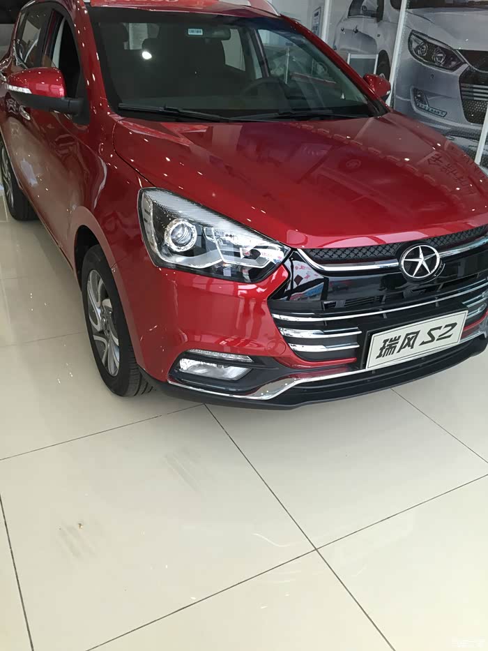【图】看到红色的小二感觉也很好看呢._瑞风s2论坛_汽车之家论坛