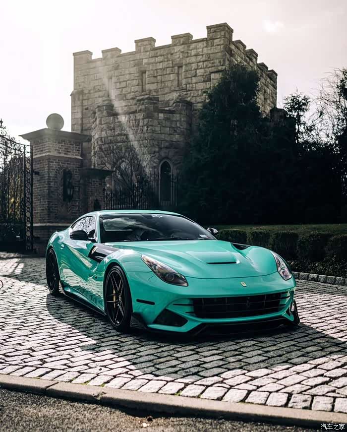 【图】这改的,怎么感觉像裹了件蒂芙尼蓝厚衣服_法拉利论坛_汽车之家