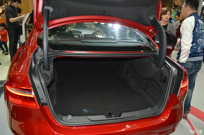 【感知性能美学】捷豹巡展广州站--捷豹xf&捷豹xe惊艳之旅