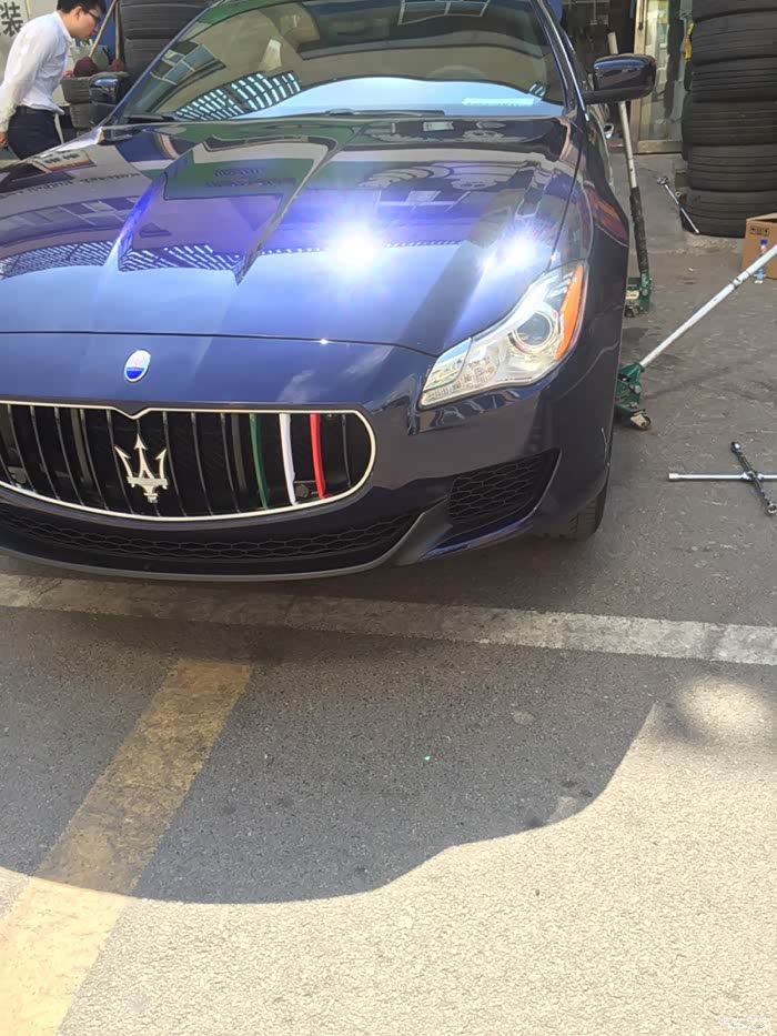 【图】玛莎拉帝总裁上21寸黑色鱼叉_玛莎拉蒂论坛_汽车之家论坛