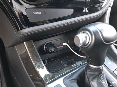 内置胎压检车直接插在点烟器