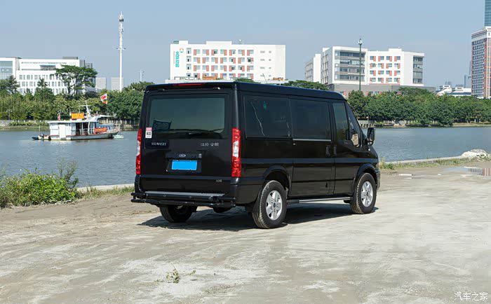 福特新时代做家用商务床车参考一下