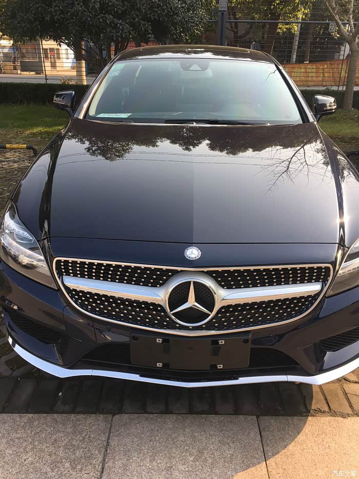 朝气蓬勃奔驰cls260钙石蓝色提车作业