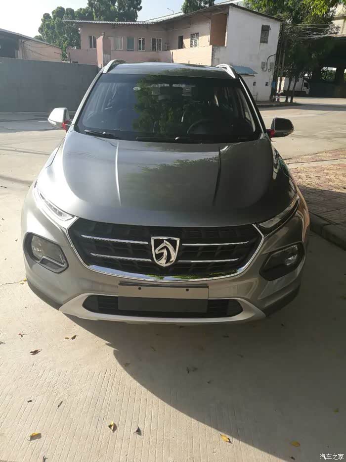 宝骏510极光银这真的是银色吗怎么别人都说是灰色