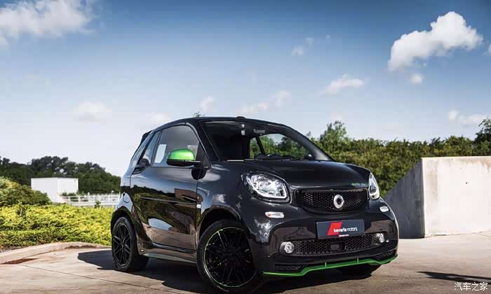 插电的smart这个配色也太战斗了吧舔屏