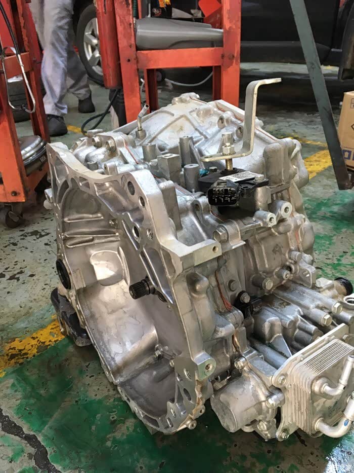 就是这一坨东西!据说可以换一辆面包车