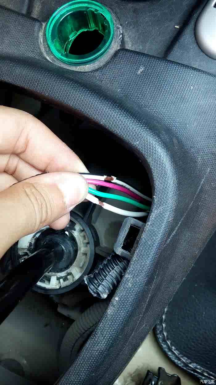 蛋蛋初装点烟器!